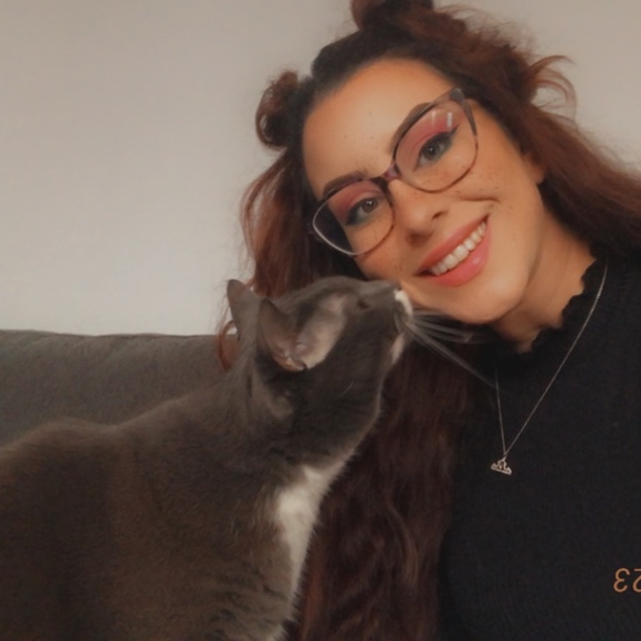 Meet your Posher, Bri - Picture 1 of 1